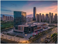 《大润发新貌》