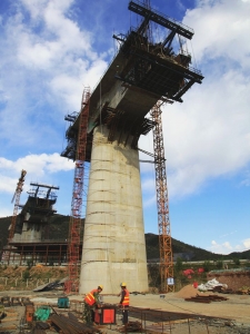 高铁建设者
