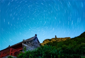 夜拍八塔寺