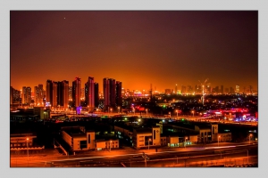 火热的夜