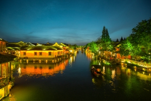 水乡夜景