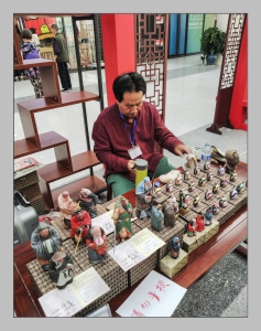 彩塑泥人